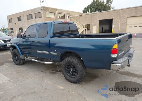 2003 Toyota Tundra Sr5 V8 z USA, uszkodzony, nr VIN 5TBRT34153S419247